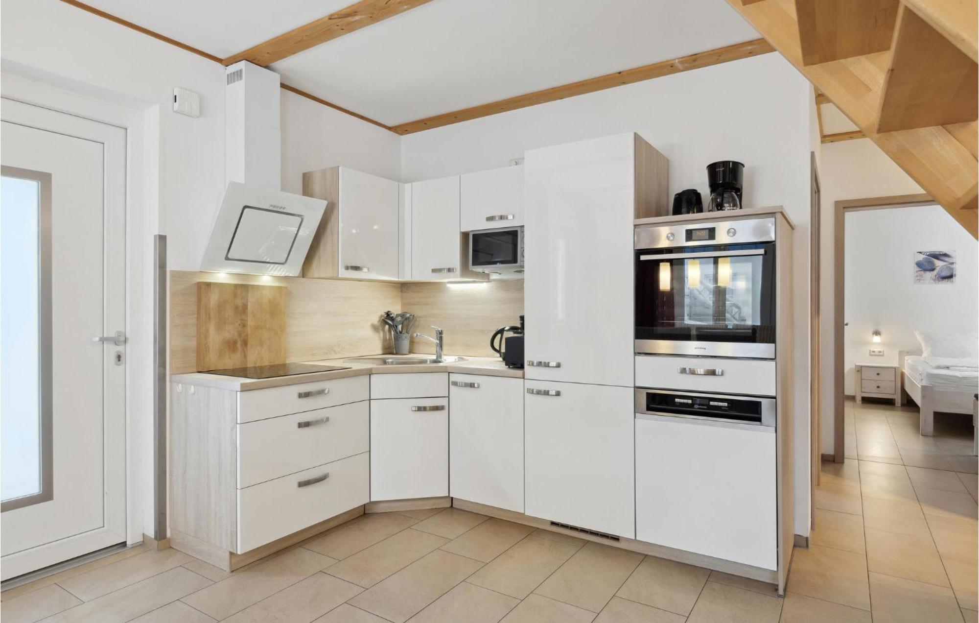Amazing home in Altefhr-Rgen with 3 Bedrooms Altefähr Exterior foto
